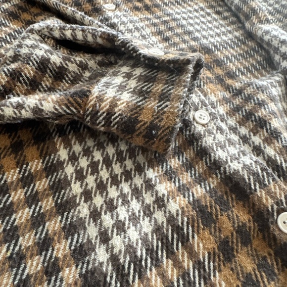 Audrey 3+1 Brown and White Casual Button Down Shirt - Picture 2 of 8